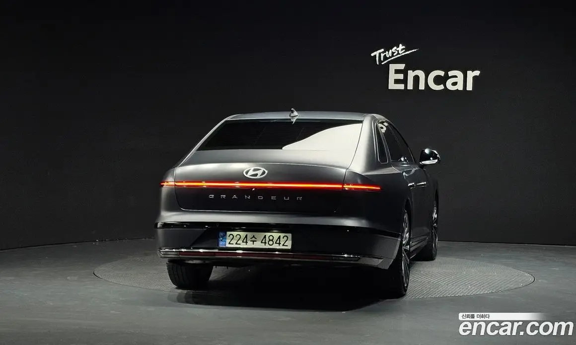 Hyundai Grandeur 2023 1.6 автомат (гидро), фото 4