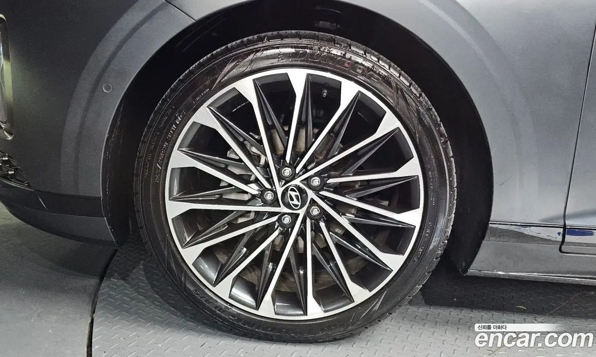 Hyundai Grandeur 2023 1.6 автомат (гидро), фото 5