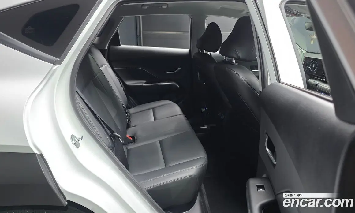 Hyundai Kona 2025 1.6 автомат (гидро), фото 18