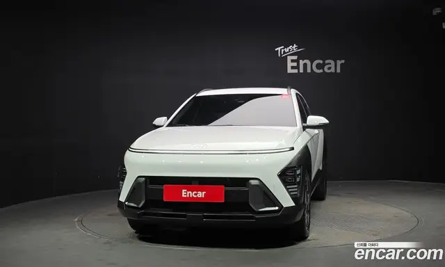 Hyundai Kona 2025 1.6 автомат (гидро), миниатюра 3