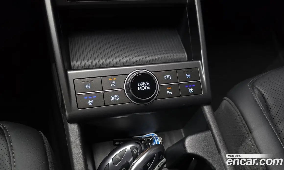 Hyundai Kona 2025 1.6 автомат (гидро), фото 25