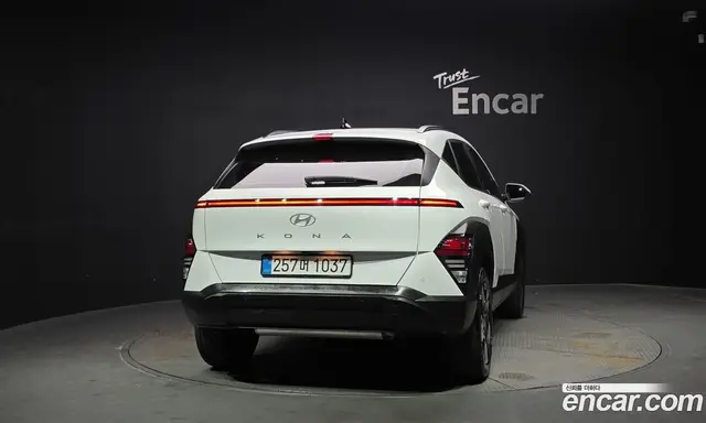 Hyundai Kona 2025 1.6 автомат (гидро), миниатюра 4