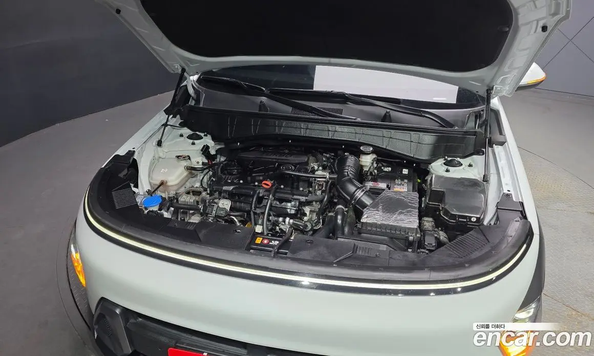 Hyundai Kona 2025 1.6 автомат (гидро), фото 6
