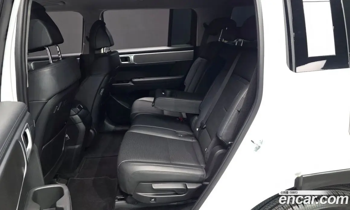 Hyundai Santa Fe 2023 2.5 автомат (гидро), фото 18