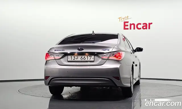 Hyundai Sonata 2011 2.0 автомат (гидро), миниатюра 3