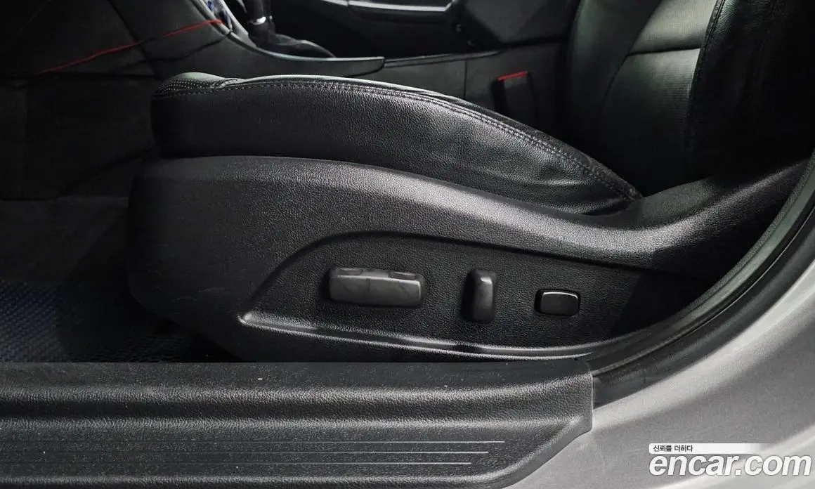 Hyundai Sonata 2011 2.0 автомат (гидро), фото 30