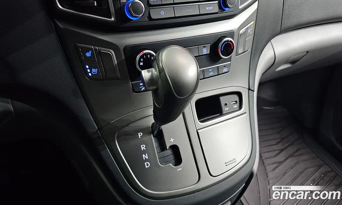 Hyundai Starex 2019 2.5 автомат (гидро), фото 11