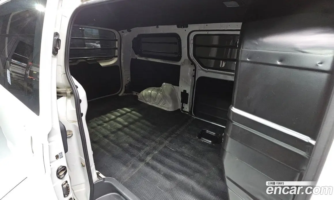 Hyundai Starex 2019 2.5 автомат (гидро), фото 16