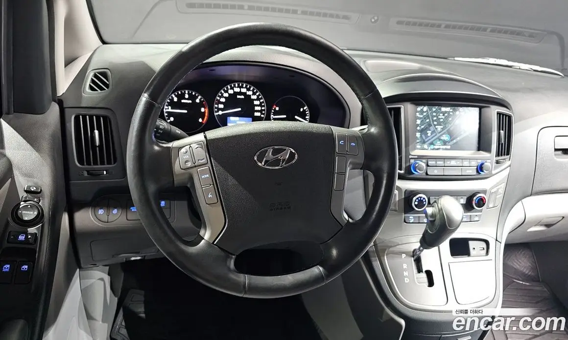 Hyundai Starex 2019 2.5 автомат (гидро), фото 18