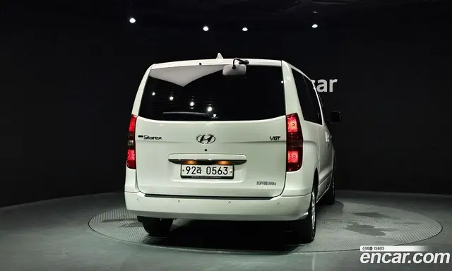 Hyundai Starex 2019 2.5 автомат (гидро), миниатюра 3