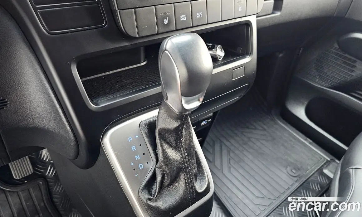 Hyundai Staria 2021 2.2 автомат (гидро), фото 12 Hyundai Staria 2021 2.2 автомат (гидро), фото 12