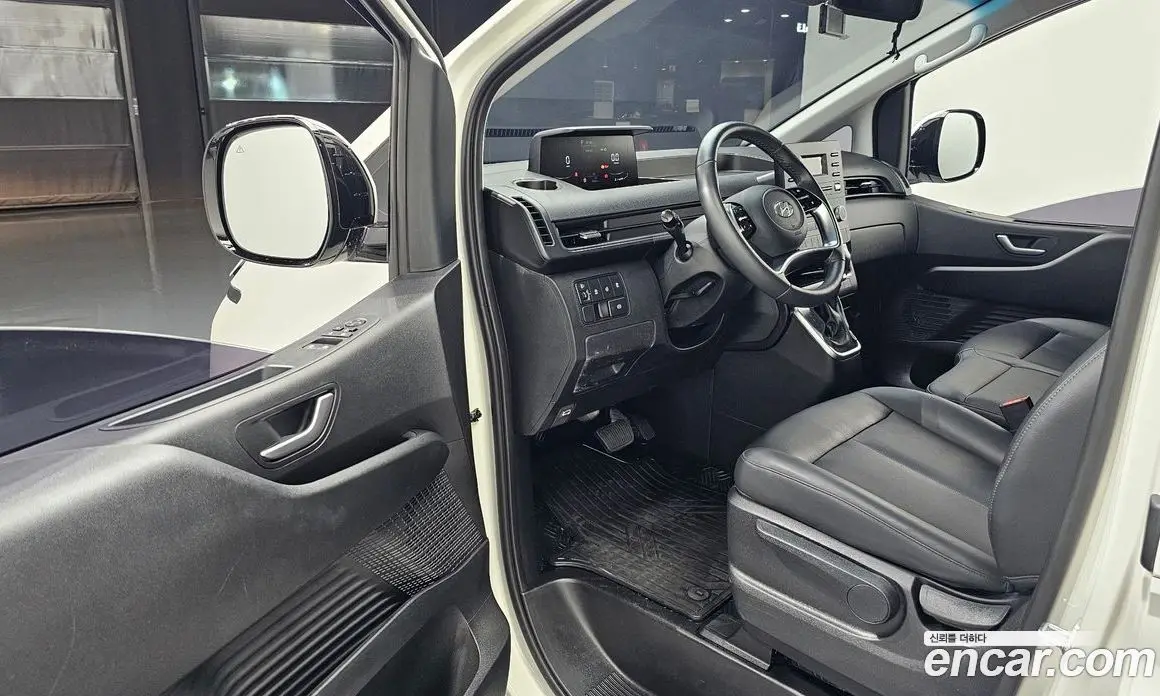 Hyundai Staria 2021 2.2 автомат (гидро), фото 13 Hyundai Staria 2021 2.2 автомат (гидро), фото 13