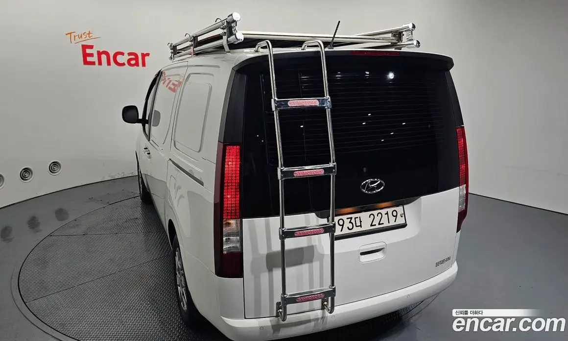 Hyundai Staria 2021 2.2 автомат (гидро), фото 25 Hyundai Staria 2021 2.2 автомат (гидро), фото 25