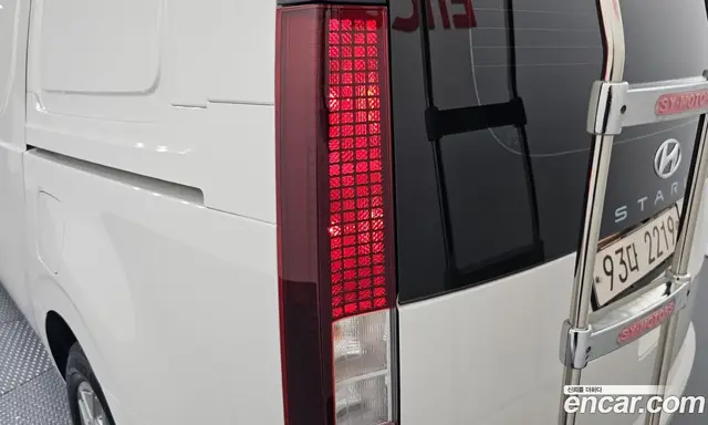 Hyundai Staria 2021 2.2 автомат (гидро), миниатюра 9 Hyundai Staria 2021 2.2 автомат (гидро), миниатюра 9