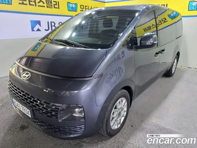 Hyundai Staria 2024 2.2 автомат (гидро), миниатюра 1