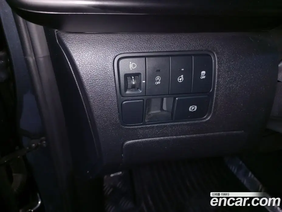 Hyundai Staria 2024 2.2 автомат (гидро), фото 15
