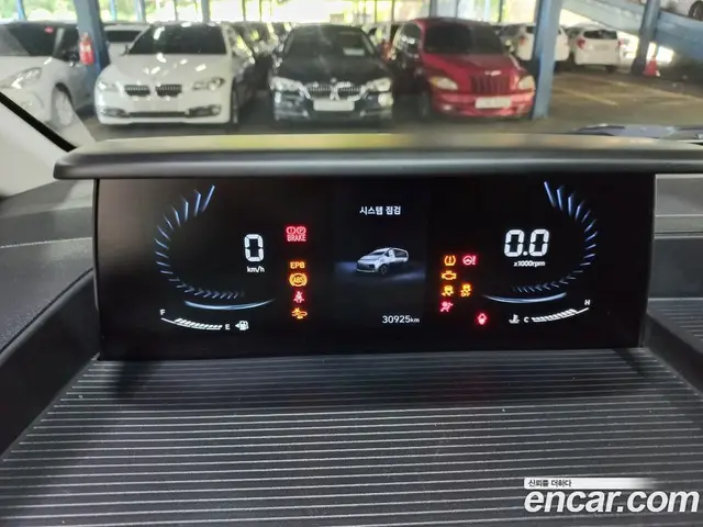 Hyundai Staria 2024 2.2 автомат (гидро), миниатюра 8