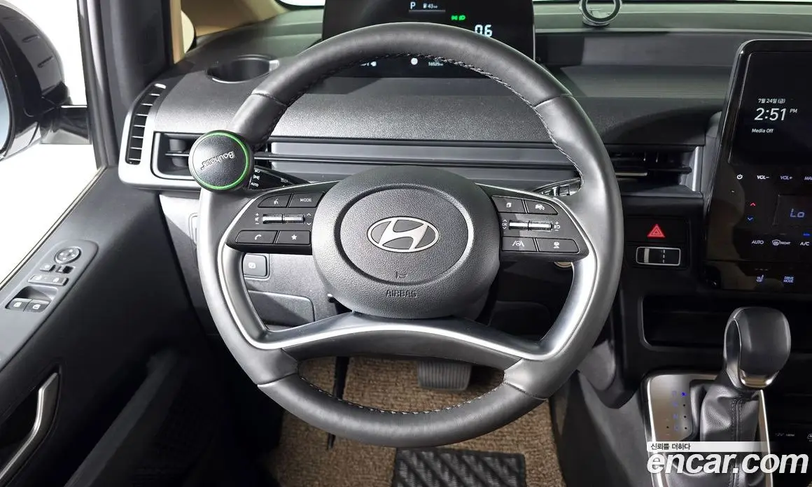 Hyundai Staria 2025 3.5 автомат (гидро), фото 18