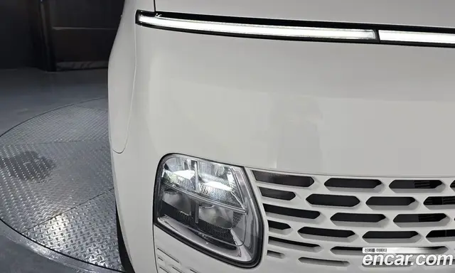 Hyundai Staria 2025 3.5 автомат (гидро), миниатюра 7