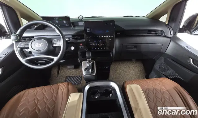 Hyundai Staria 2025 3.5 автомат (гидро), миниатюра 9