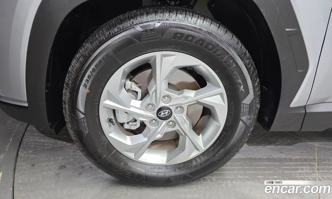 Hyundai Tucson 2023 2.0 автомат (гидро), фото 5