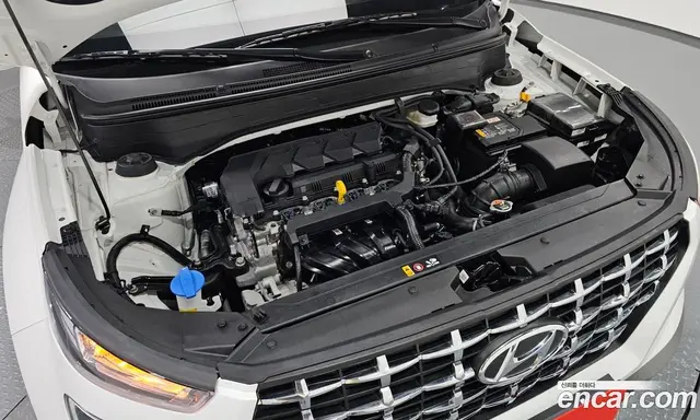 Hyundai Venue 2025 1.6 автомат (гидро), миниатюра 6