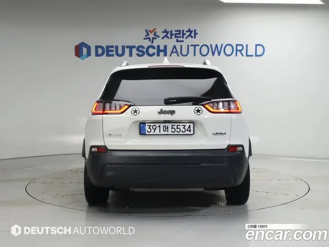 Jeep Cherokee 2018 2.4 автомат (гидро), миниатюра 4