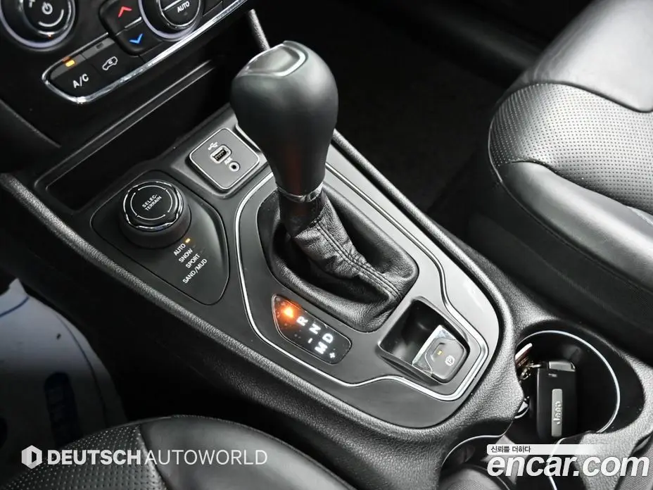 Jeep Cherokee 2018 2.4 автомат (гидро), фото 9
