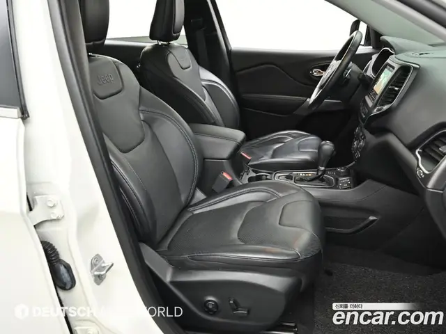 Jeep Cherokee 2018 2.4 автомат (гидро), миниатюра 10