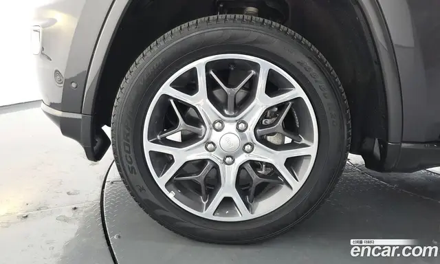Jeep Cherokee 2019 3.6 автомат (гидро), миниатюра 5