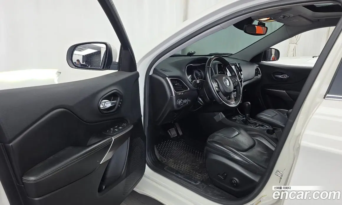 Jeep Cherokee 2019 2.2 автомат (гидро), фото 10