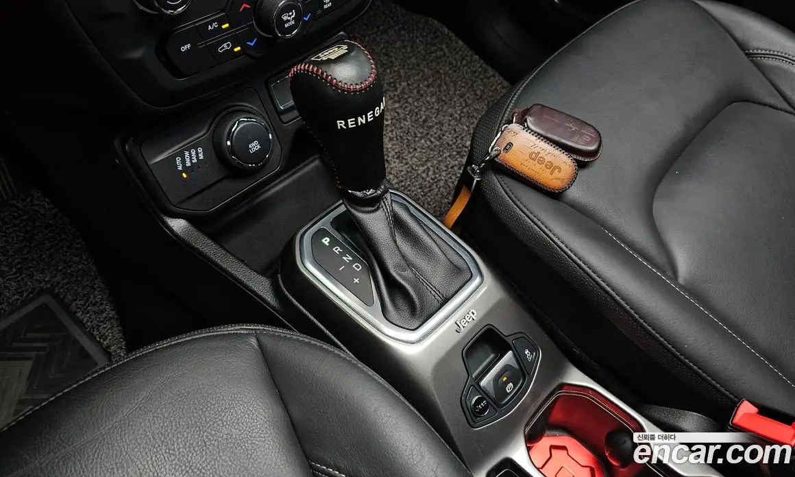 Jeep Renegade 2019 2.4 автомат (гидро), фото 12