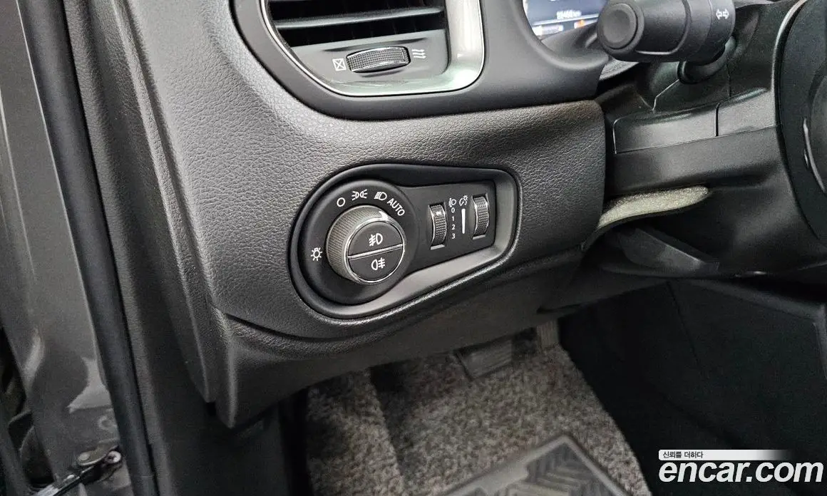 Jeep Renegade 2019 2.4 автомат (гидро), фото 26