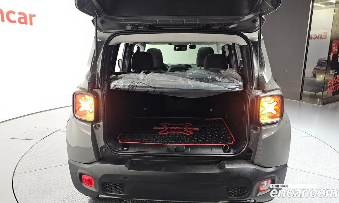 Jeep Renegade 2019 2.4 автомат (гидро), фото 31