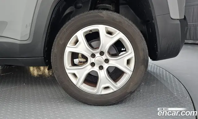 Jeep Renegade 2019 2.4 автомат (гидро), миниатюра 7
