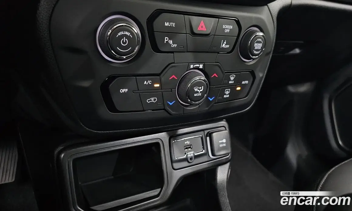 Jeep Renegade 2023 1.3 автомат (гидро), фото 31