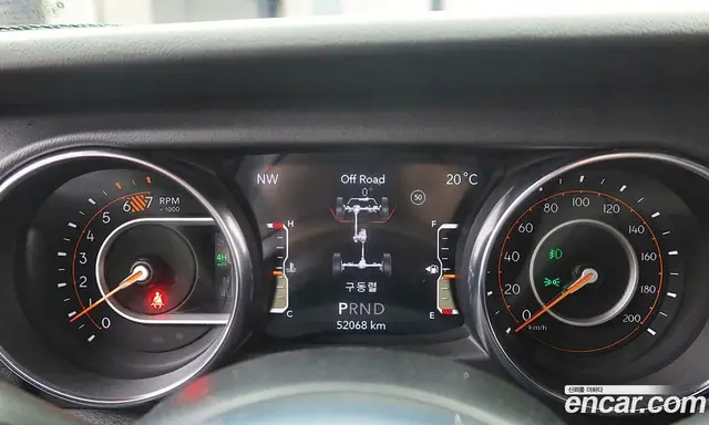 Jeep Wrangler 2021 2.0 автомат (гидро), миниатюра 11