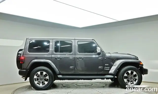 Jeep Wrangler 2021 2.0 автомат (гидро), миниатюра 4