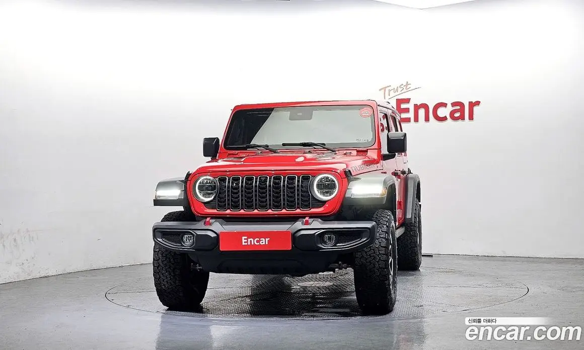 Jeep Wrangler 2024 2.0 автомат (гидро), фото 3