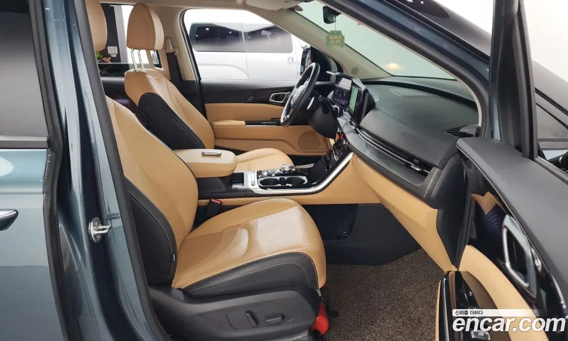 Kia Carnival 2023 3.5 автомат (гидро), фото 16