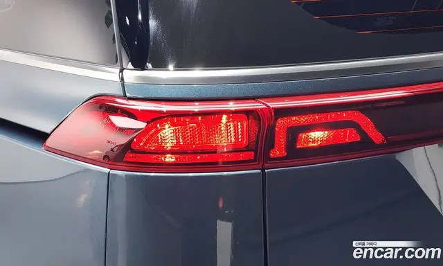 Kia Carnival 2023 3.5 автомат (гидро), миниатюра 9