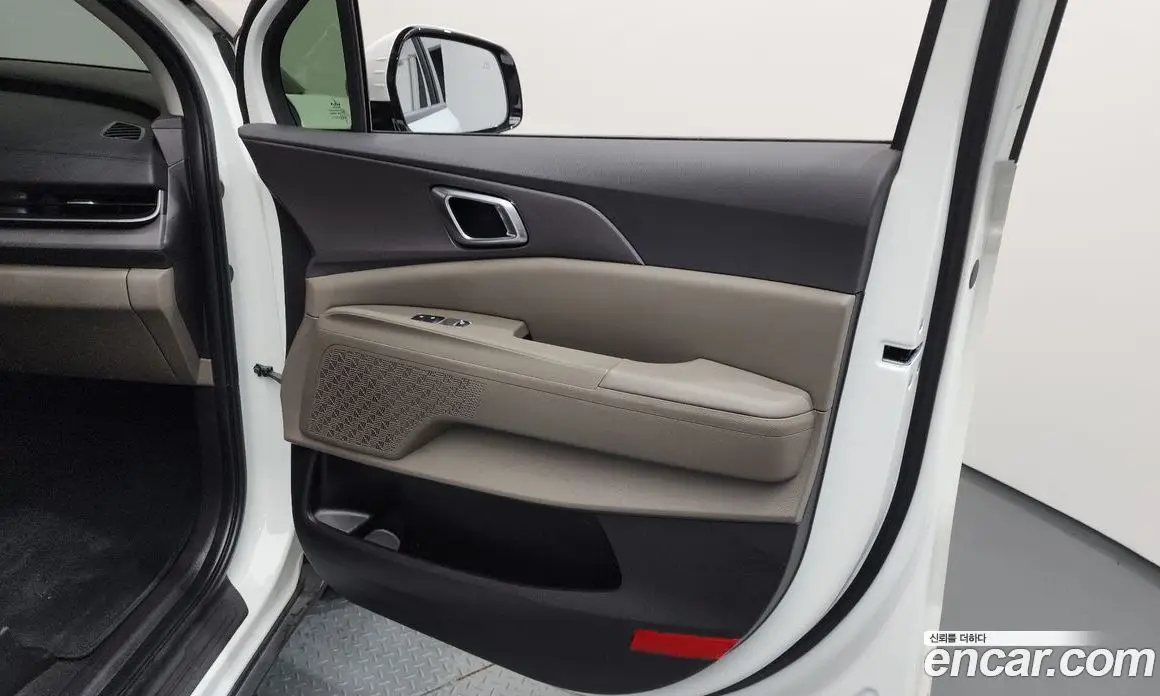 Kia Carnival 2024 2.2 автомат (гидро), фото 15