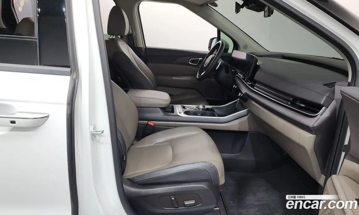 Kia Carnival 2024 2.2 автомат (гидро), фото 16