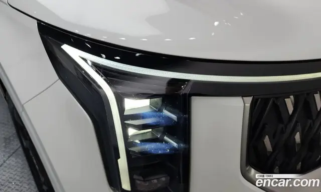 Kia Carnival 2024 2.2 автомат (гидро), миниатюра 8