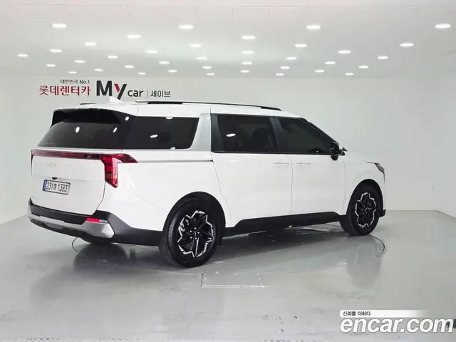 Kia Carnival 2025 2.2 автомат (гидро), миниатюра 5