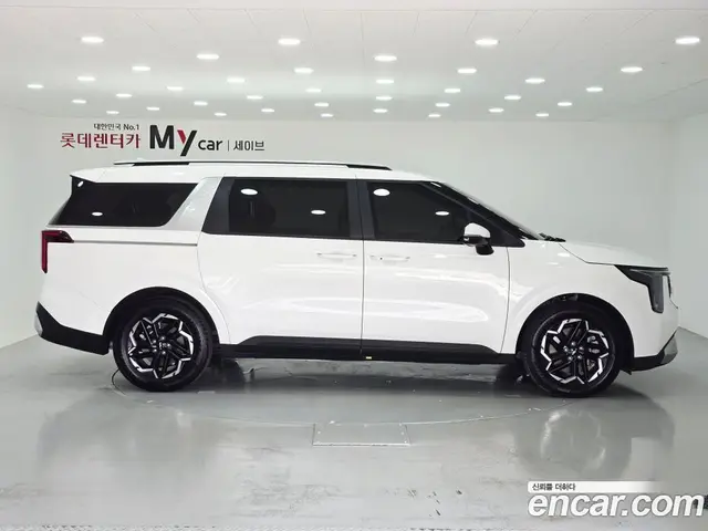 Kia Carnival 2025 2.2 автомат (гидро), миниатюра 6