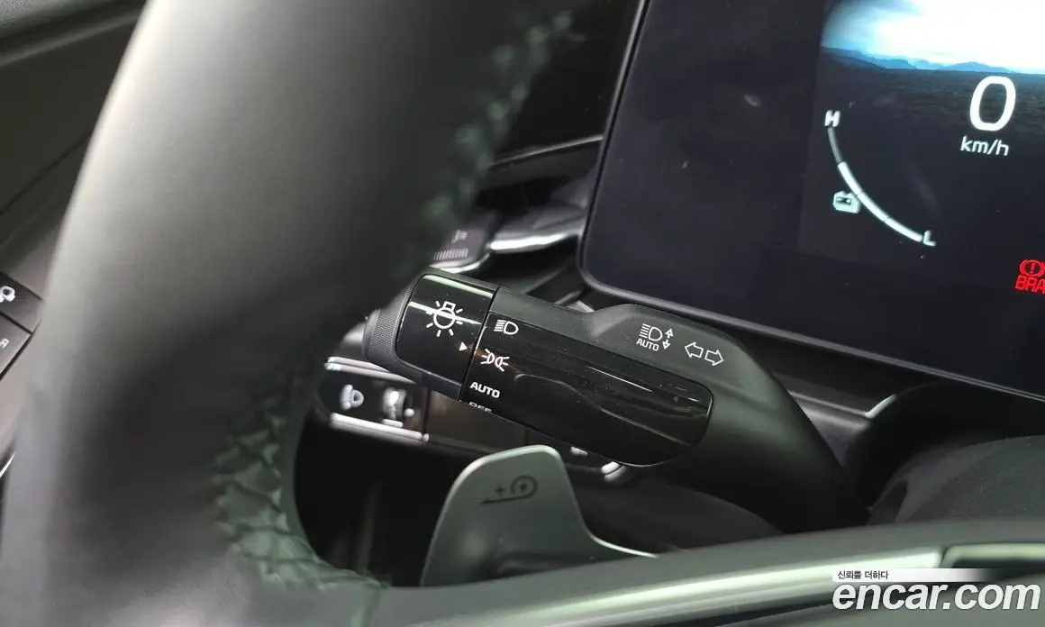 Kia Niro 2023 0.2 автомат (гидро), фото 30