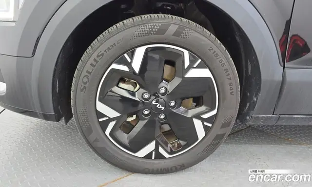 Kia Niro 2023 0.2 автомат (гидро), миниатюра 5