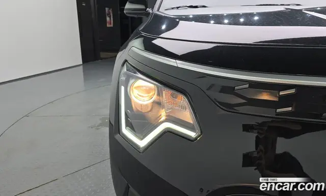 Kia Niro 2023 0.2 автомат (гидро), миниатюра 8