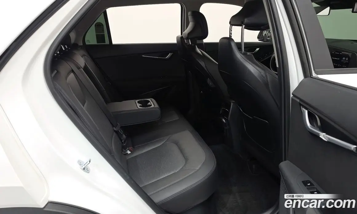 Kia Niro 2025 1.6 автомат (гидро), фото 17